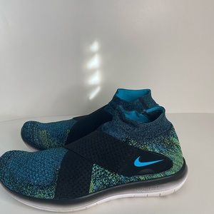 Nike Free RN Motion Flyknit